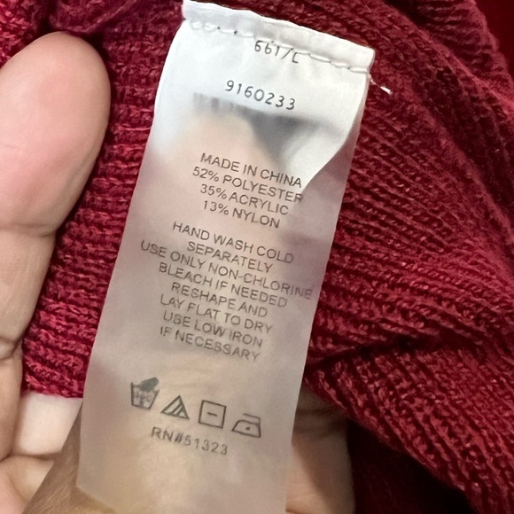 Vince Camuto Women's Colorblock Long Sleeve Knit Sweater - Red - Size Large - Picture 3 of 8